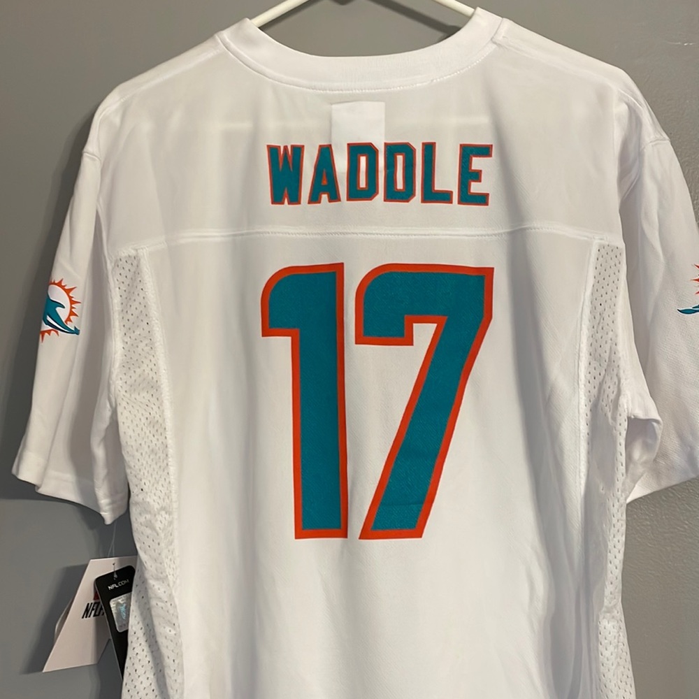 Brand New with Tags…YOUTH XL (18/20).
